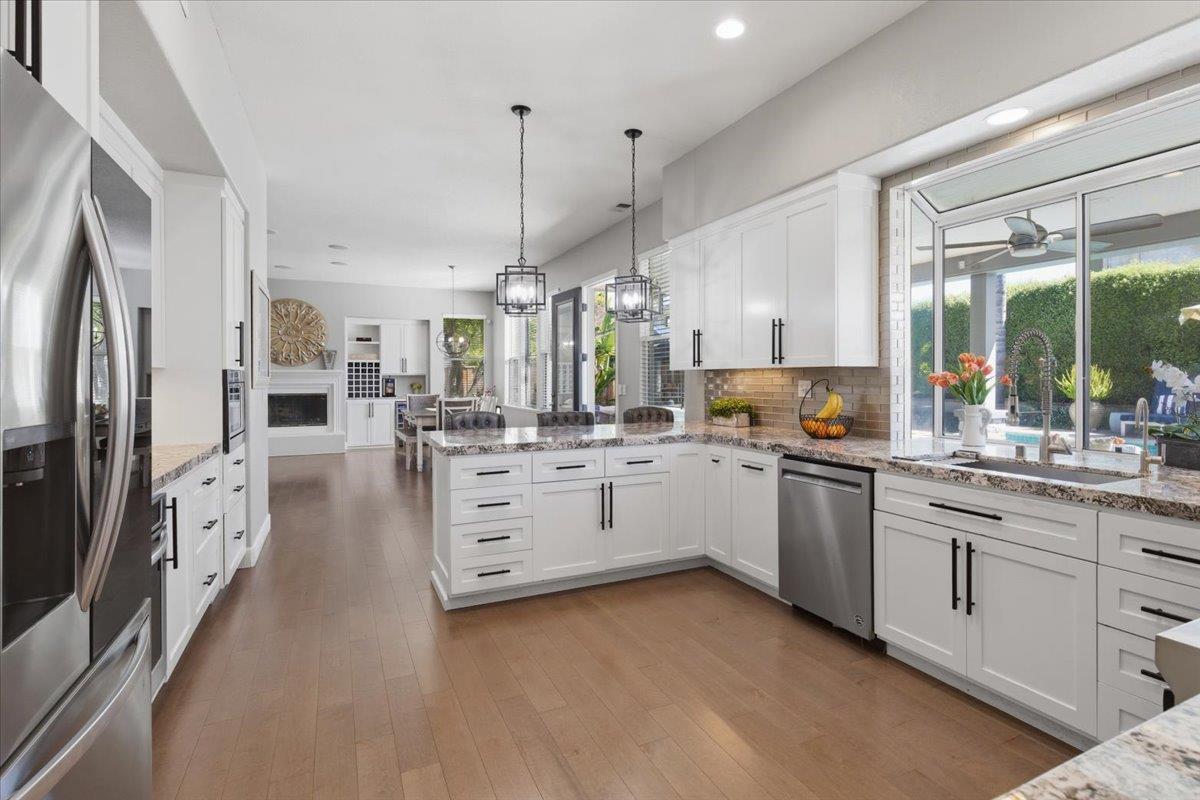 Detail Gallery Image 13 of 46 For 1506 Morning Star Dr, Morgan Hill,  CA 95037 - 5 Beds | 3/1 Baths