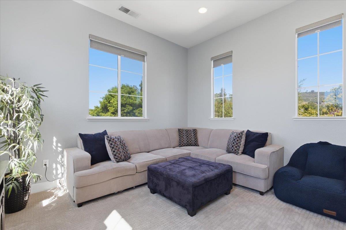 Detail Gallery Image 28 of 46 For 1506 Morning Star Dr, Morgan Hill,  CA 95037 - 5 Beds | 3/1 Baths