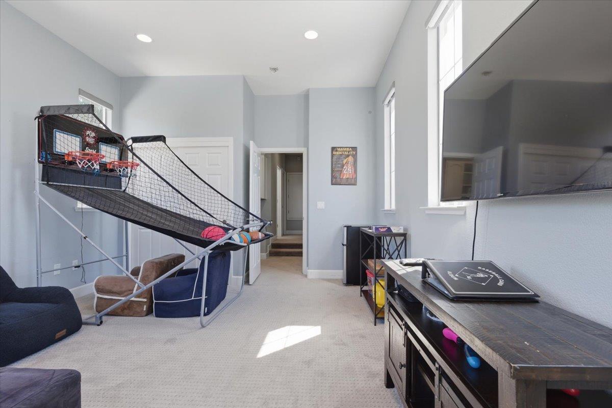 Detail Gallery Image 29 of 46 For 1506 Morning Star Dr, Morgan Hill,  CA 95037 - 5 Beds | 3/1 Baths