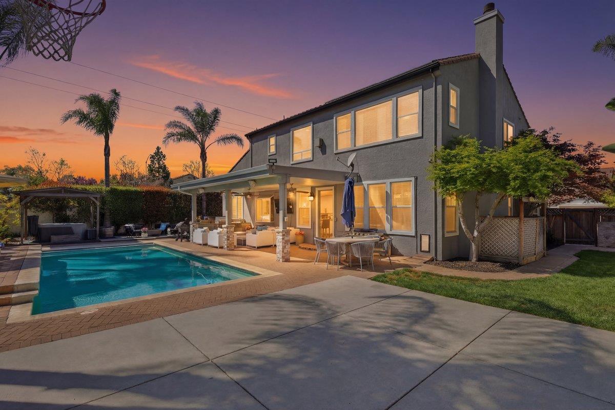 Detail Gallery Image 3 of 46 For 1506 Morning Star Dr, Morgan Hill,  CA 95037 - 5 Beds | 3/1 Baths