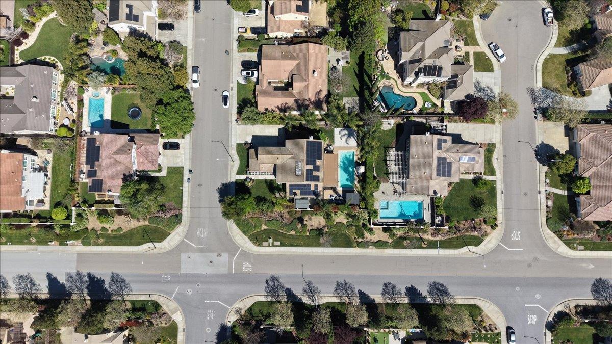 Detail Gallery Image 39 of 46 For 1506 Morning Star Dr, Morgan Hill,  CA 95037 - 5 Beds | 3/1 Baths