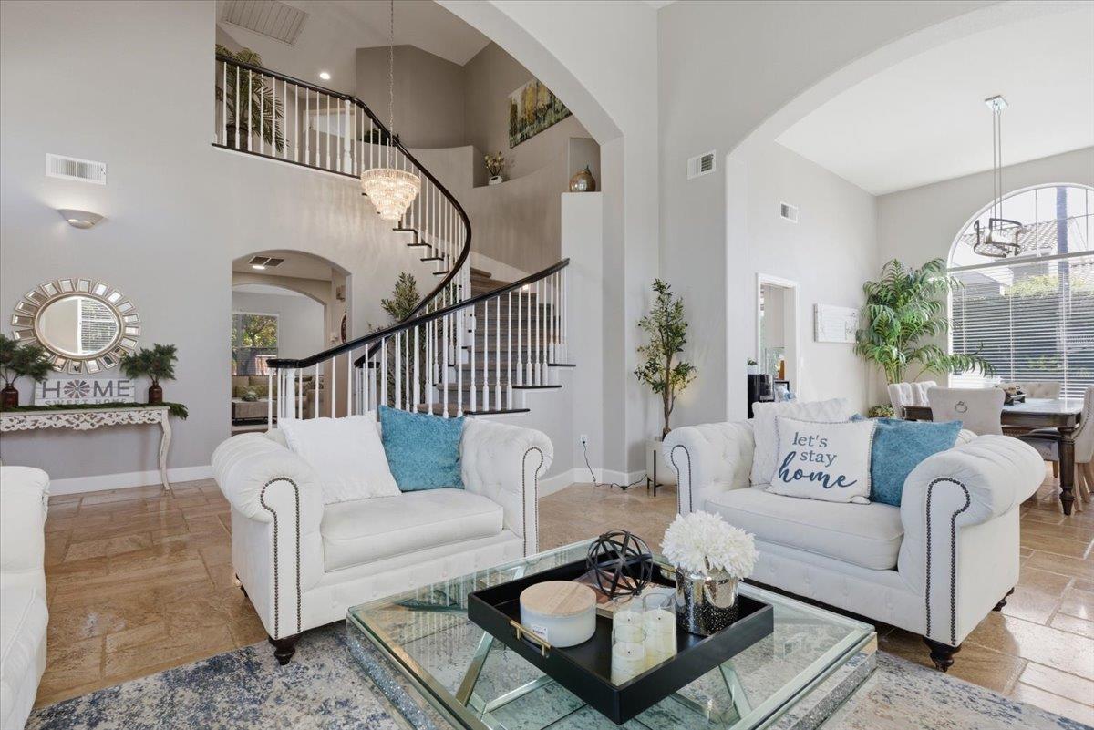 Detail Gallery Image 8 of 46 For 1506 Morning Star Dr, Morgan Hill,  CA 95037 - 5 Beds | 3/1 Baths