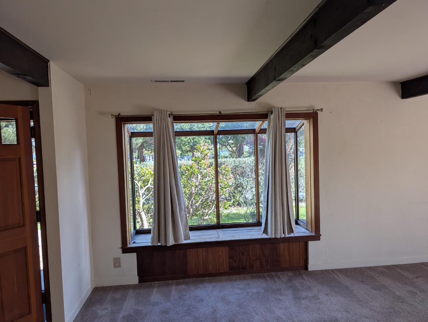 Detail Gallery Image 5 of 18 For 631 Almar Ave, Santa Cruz,  CA 95060 - 3 Beds | 2 Baths