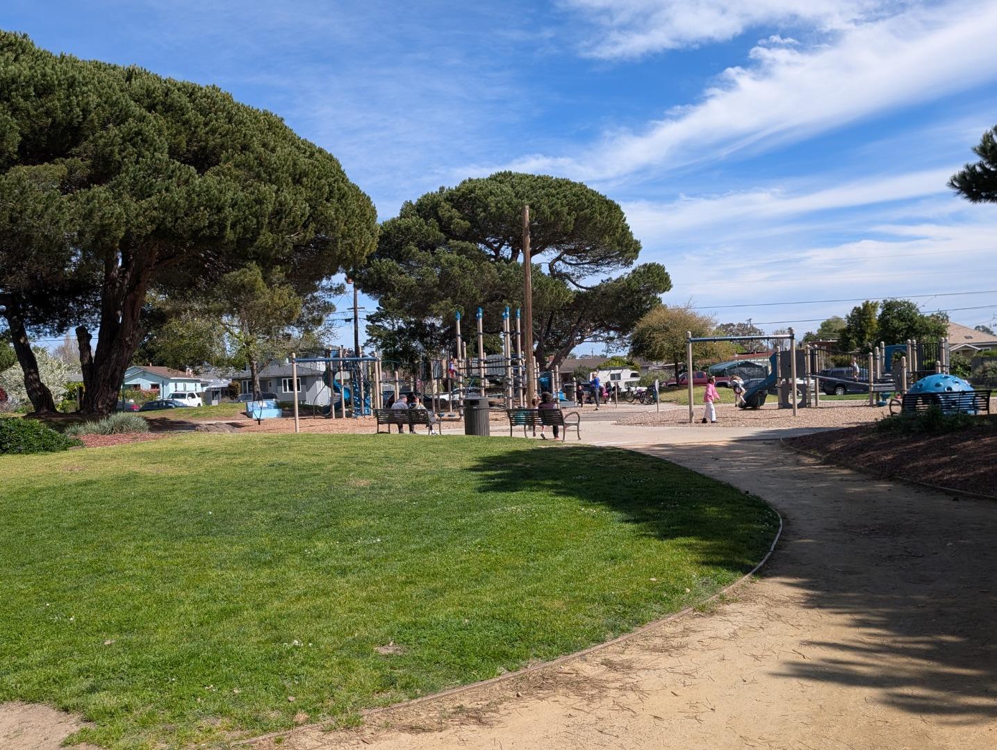 Detail Gallery Image 7 of 18 For 631 Almar Ave, Santa Cruz,  CA 95060 - 3 Beds | 2 Baths