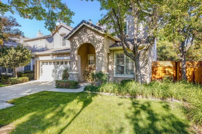 Front Image Thumbnail for ML82038714