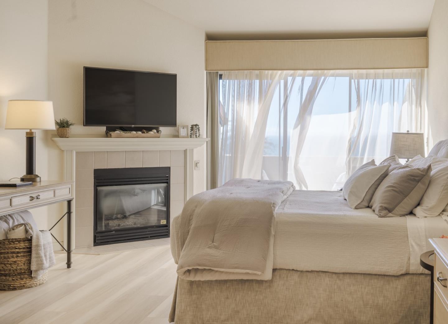 Detail Gallery Image 3 of 27 For 302 Seascape Resort Dr, Aptos,  CA 95003 - 1 Beds | 1 Baths