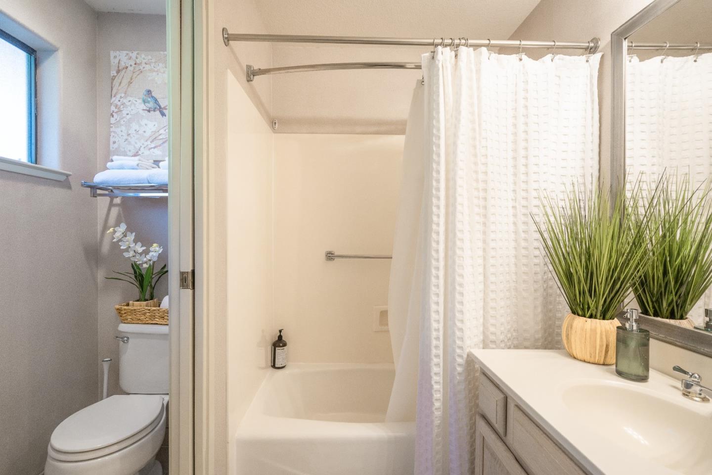 Detail Gallery Image 7 of 27 For 302 Seascape Resort Dr, Aptos,  CA 95003 - 1 Beds | 1 Baths