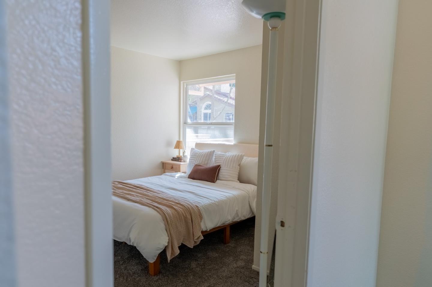 Detail Gallery Image 17 of 26 For 1002 Forest Run, Hercules,  CA 94547 - 2 Beds | 2 Baths