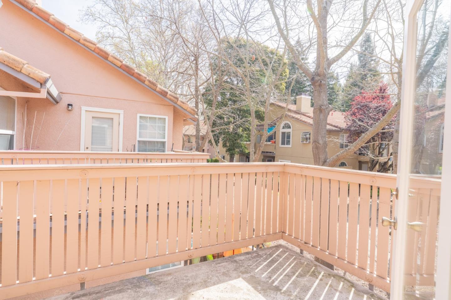 Detail Gallery Image 22 of 26 For 1002 Forest Run, Hercules,  CA 94547 - 2 Beds | 2 Baths