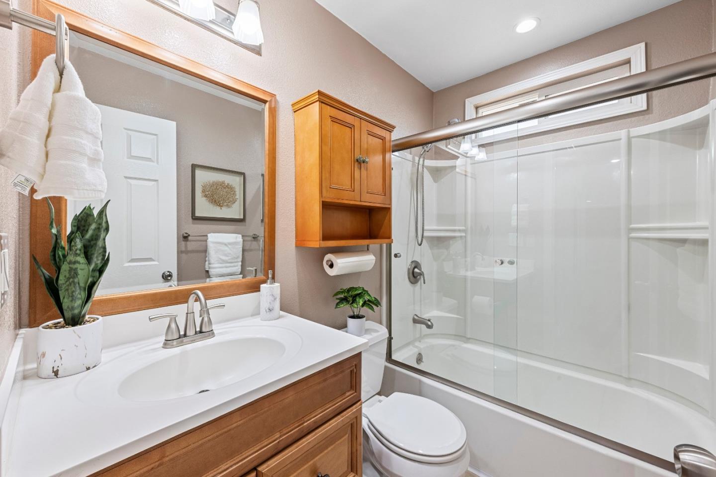 Detail Gallery Image 34 of 43 For 2698 Kendrick Cir, San Jose,  CA 95121 - 3 Beds | 2 Baths