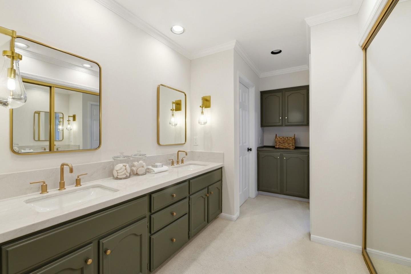 Detail Gallery Image 25 of 29 For 3089 Country Club Ct, Palo Alto,  CA 94304 - 4 Beds | 3 Baths