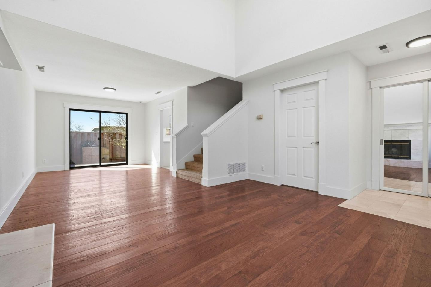 Detail Gallery Image 10 of 38 For 2022 Bob White Ln, Santa Cruz,  CA 95065 - 2 Beds | 2/1 Baths