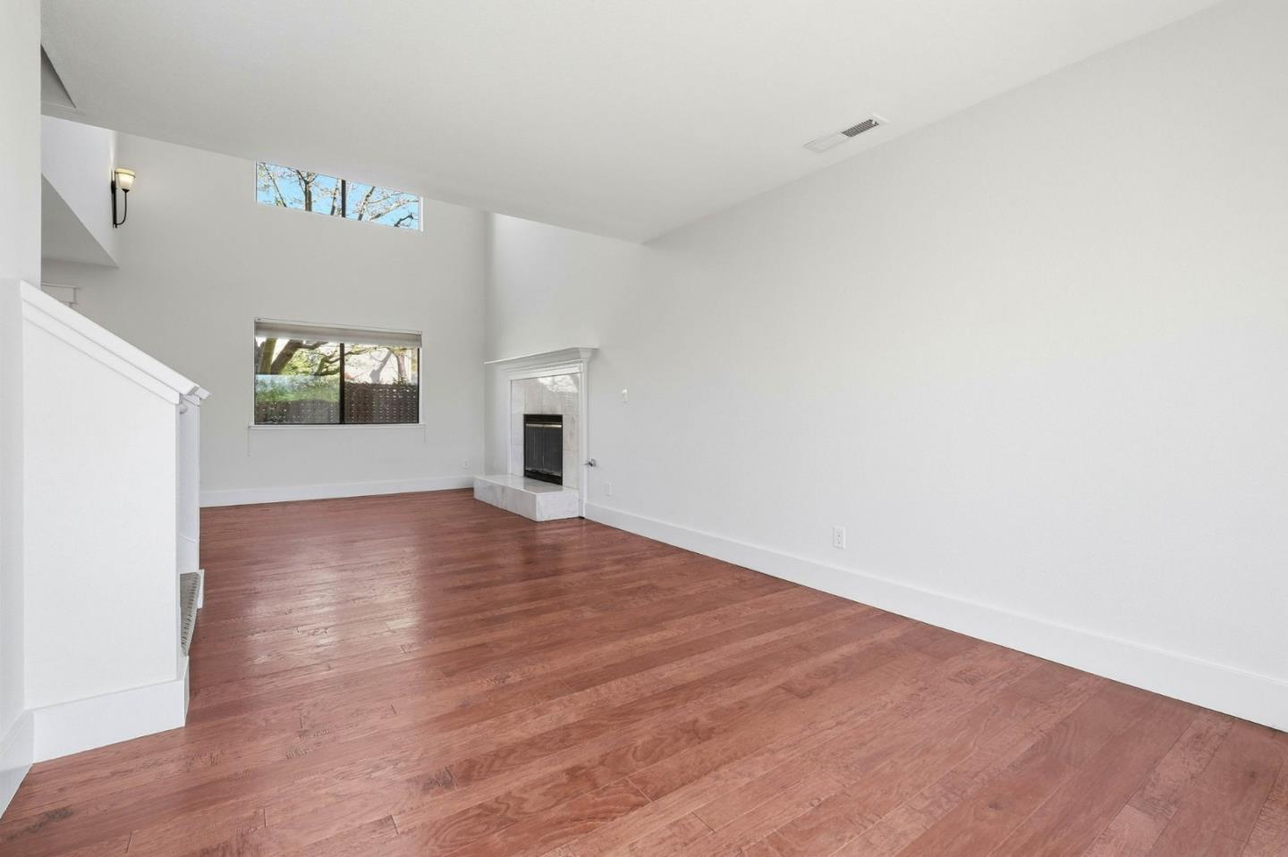 Detail Gallery Image 12 of 38 For 2022 Bob White Ln, Santa Cruz,  CA 95065 - 2 Beds | 2/1 Baths