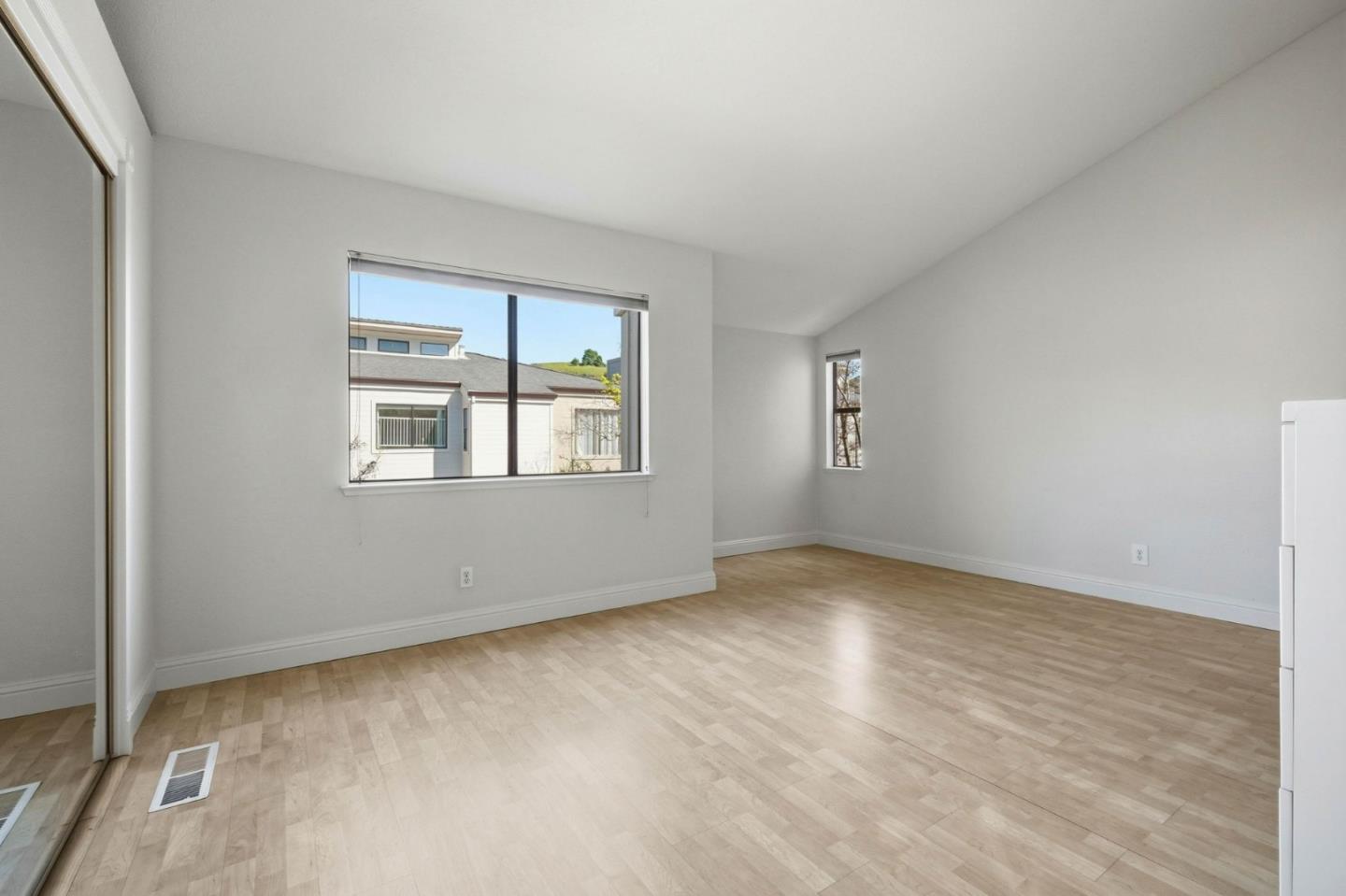 Detail Gallery Image 24 of 38 For 2022 Bob White Ln, Santa Cruz,  CA 95065 - 2 Beds | 2/1 Baths