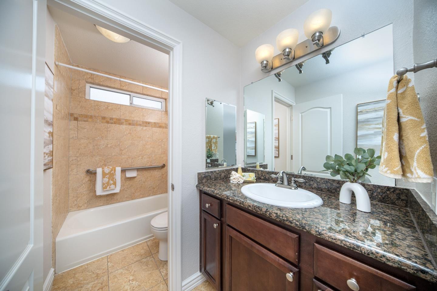 Detail Gallery Image 11 of 29 For 4970 Cherry Ave #115,  San Jose,  CA 95118 - 1 Beds | 1 Baths