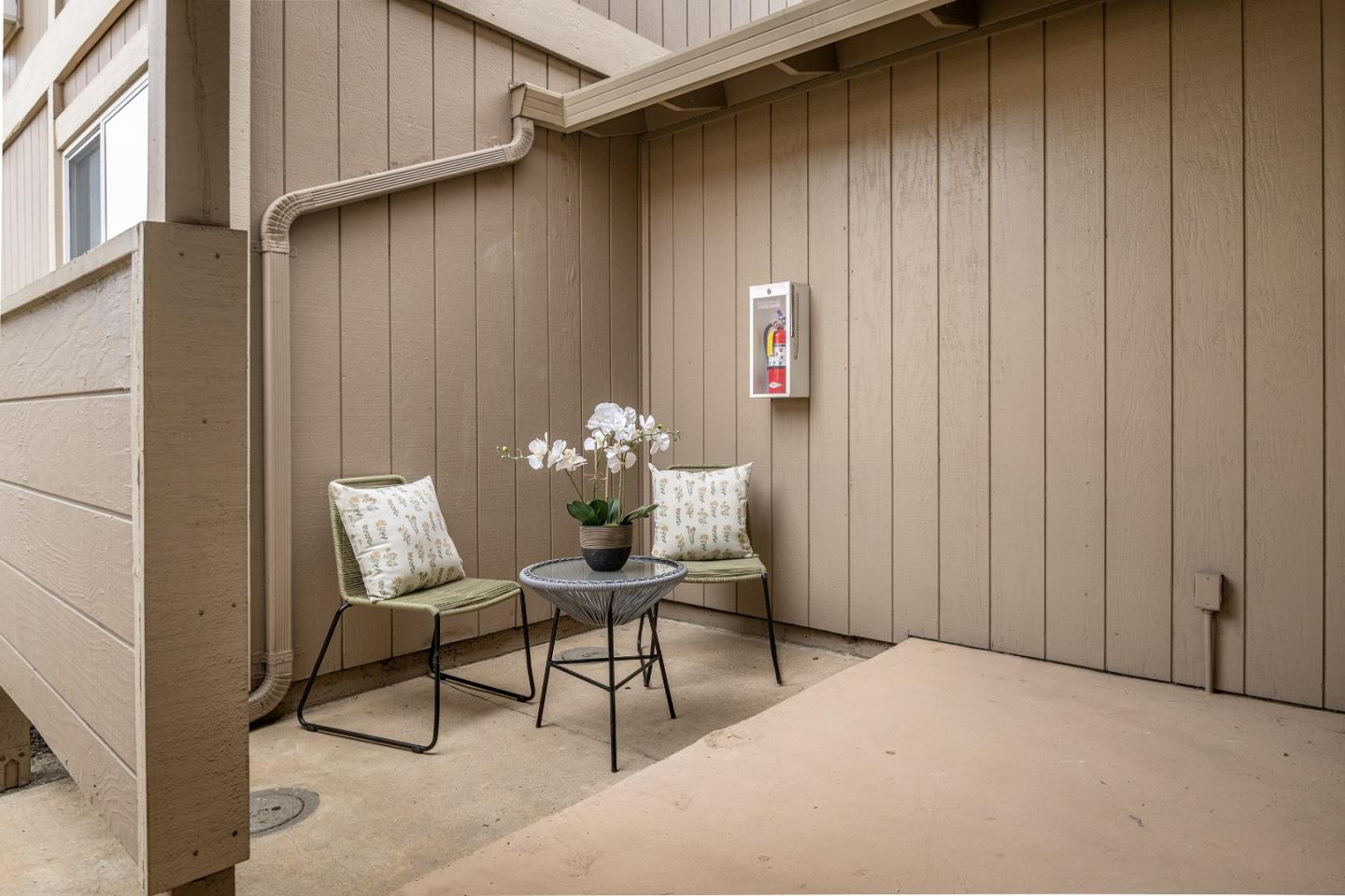 Detail Gallery Image 14 of 29 For 4970 Cherry Ave #115,  San Jose,  CA 95118 - 1 Beds | 1 Baths