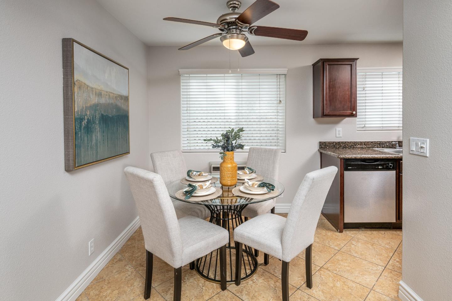 Detail Gallery Image 6 of 29 For 4970 Cherry Ave #115,  San Jose,  CA 95118 - 1 Beds | 1 Baths