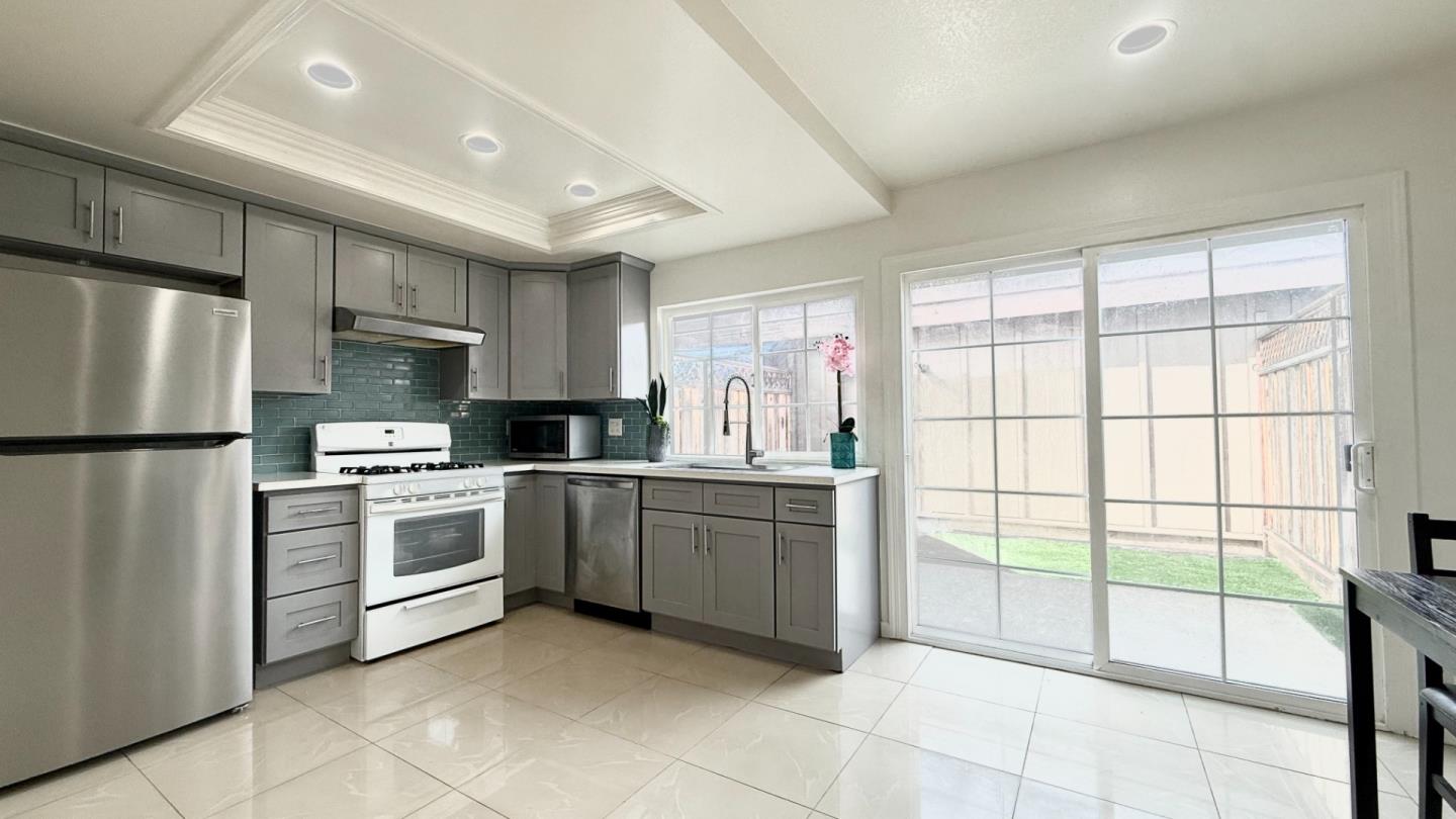 Photo #16: ML82038728 Listing: Photo #16