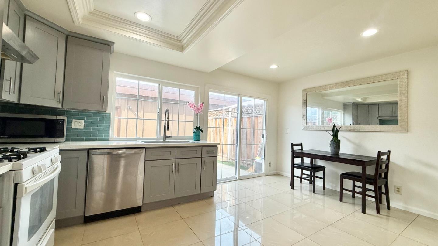 Photo #17: ML82038728 Listing: Photo #17