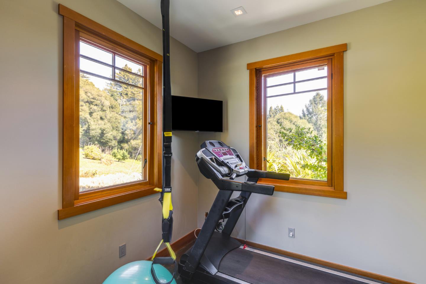 Detail Gallery Image 59 of 86 For 1080 Larsen Rd, Aptos,  CA 95003 - 4 Beds | 5/1 Baths