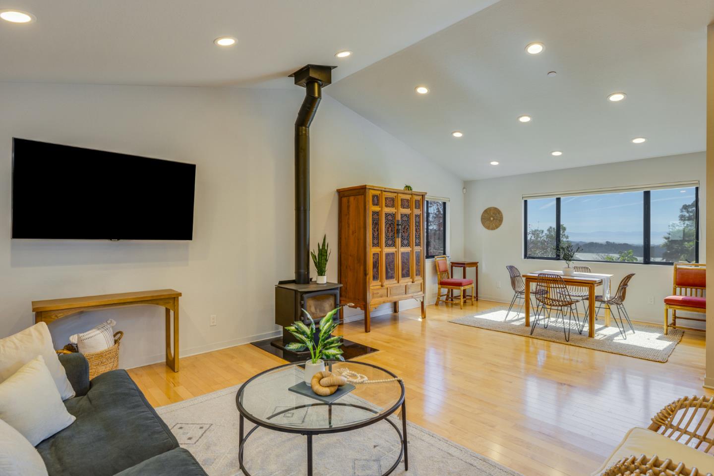 Detail Gallery Image 74 of 86 For 1080 Larsen Rd, Aptos,  CA 95003 - 4 Beds | 5/1 Baths