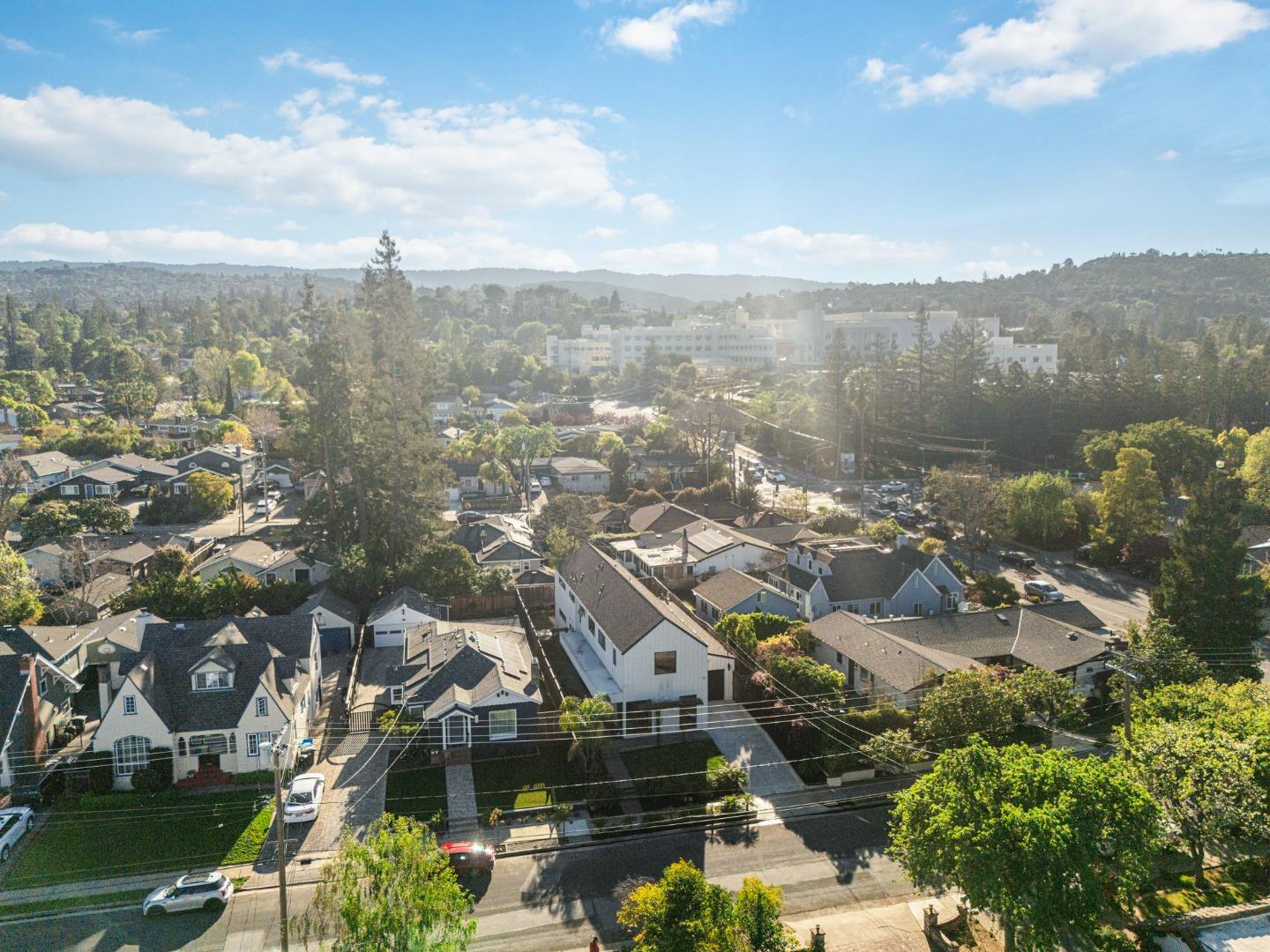 Detail Gallery Image 100 of 112 For 16 Hillview Ave, Redwood City,  CA 94062 - 4 Beds | 3/1 Baths