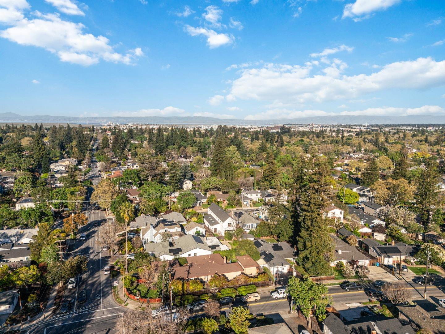 Detail Gallery Image 106 of 112 For 16 Hillview Ave, Redwood City,  CA 94062 - 4 Beds | 3/1 Baths