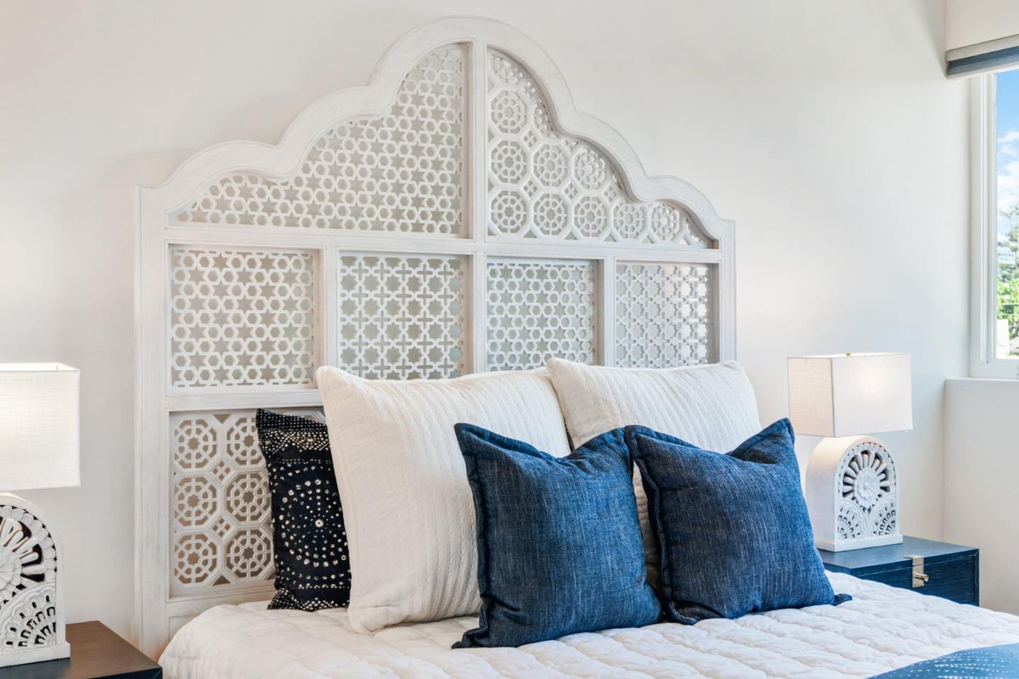 Detail Gallery Image 46 of 112 For 16 Hillview Ave, Redwood City,  CA 94062 - 4 Beds | 3/1 Baths