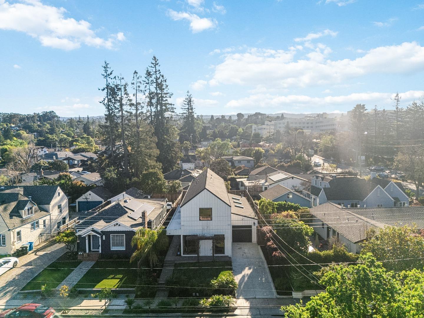 Detail Gallery Image 95 of 112 For 16 Hillview Ave, Redwood City,  CA 94062 - 4 Beds | 3/1 Baths