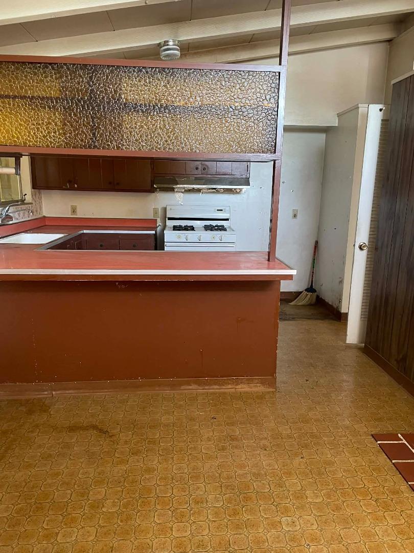 Detail Gallery Image 11 of 13 For 1662 Cathay Dr, San Jose,  CA 95122 - 3 Beds | 2 Baths