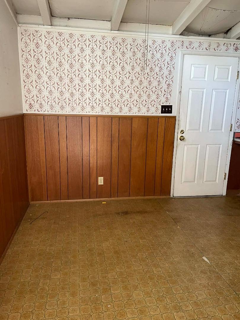 Detail Gallery Image 8 of 13 For 1662 Cathay Dr, San Jose,  CA 95122 - 3 Beds | 2 Baths