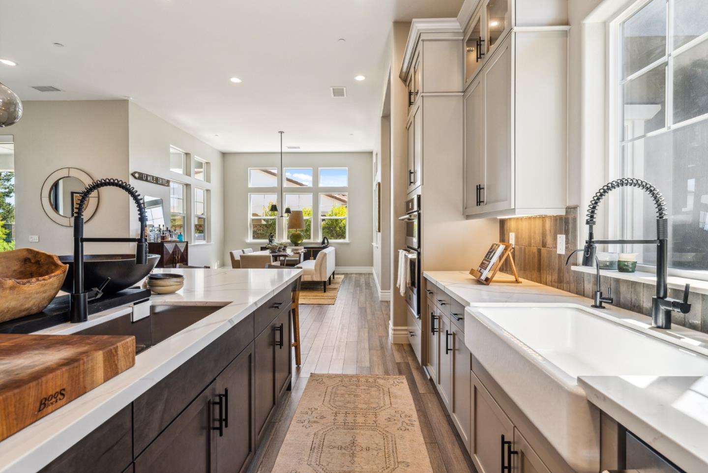 Detail Gallery Image 11 of 77 For 3007 Bluffs Dr, Marina,  CA 93933 - 5 Beds | 3/1 Baths