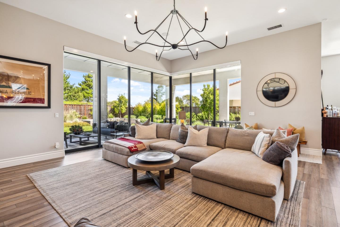 Detail Gallery Image 27 of 77 For 3007 Bluffs Dr, Marina,  CA 93933 - 5 Beds | 3/1 Baths