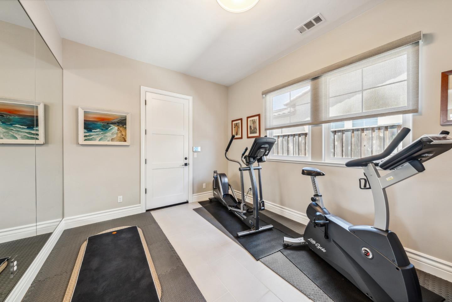 Detail Gallery Image 31 of 77 For 3007 Bluffs Dr, Marina,  CA 93933 - 5 Beds | 3/1 Baths