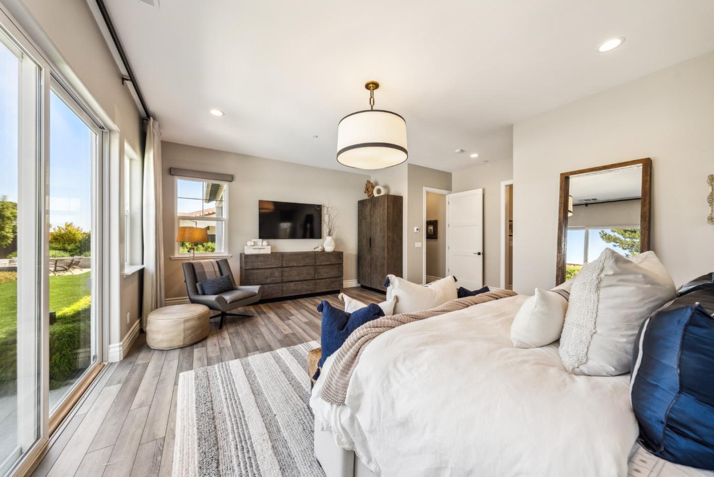 Detail Gallery Image 41 of 77 For 3007 Bluffs Dr, Marina,  CA 93933 - 5 Beds | 3/1 Baths