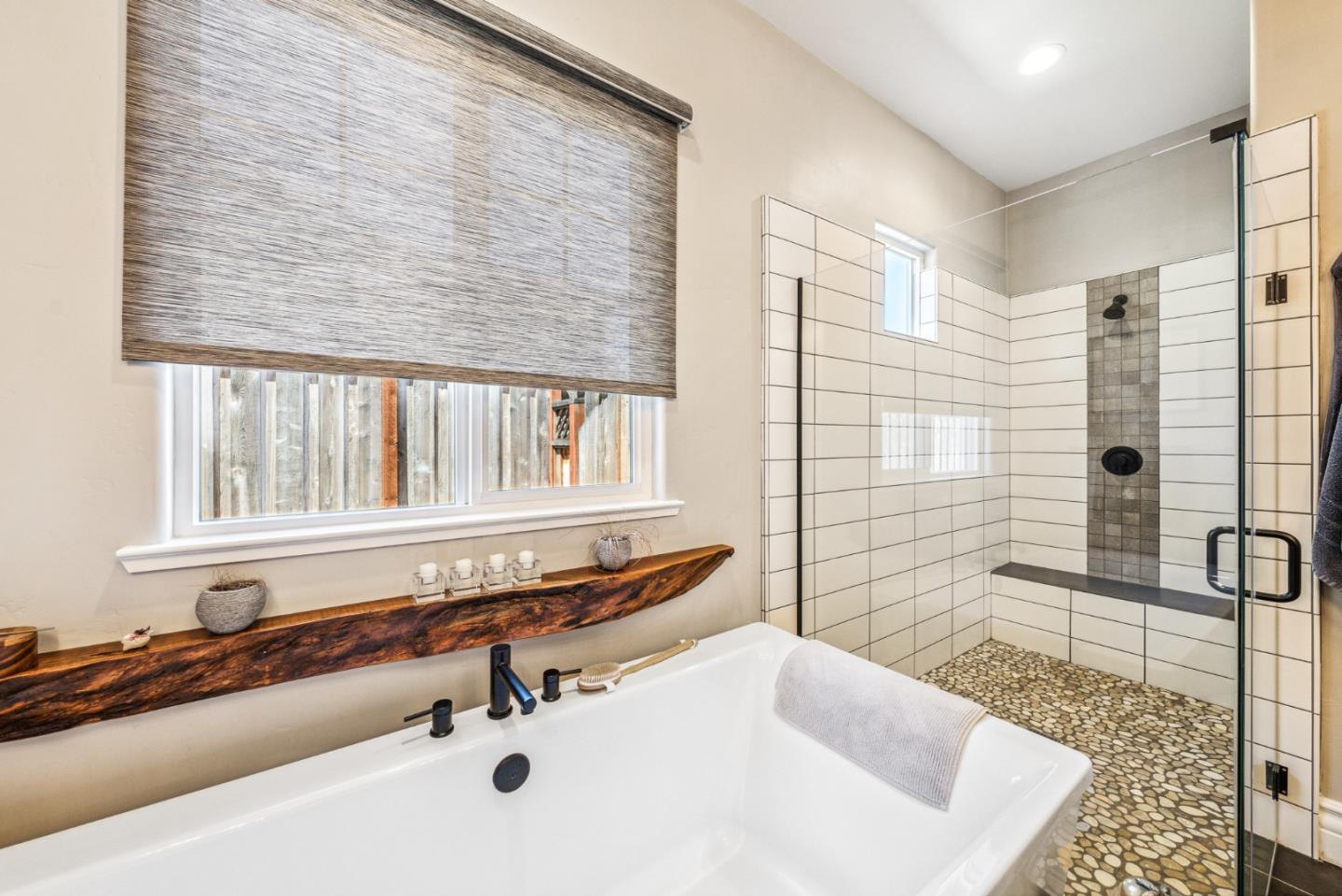 Detail Gallery Image 45 of 77 For 3007 Bluffs Dr, Marina,  CA 93933 - 5 Beds | 3/1 Baths