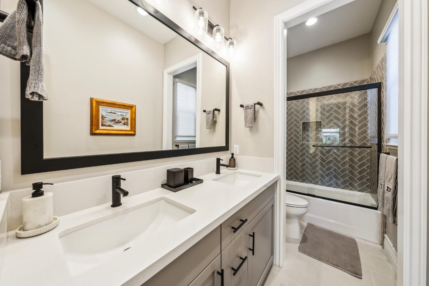 Detail Gallery Image 51 of 77 For 3007 Bluffs Dr, Marina,  CA 93933 - 5 Beds | 3/1 Baths