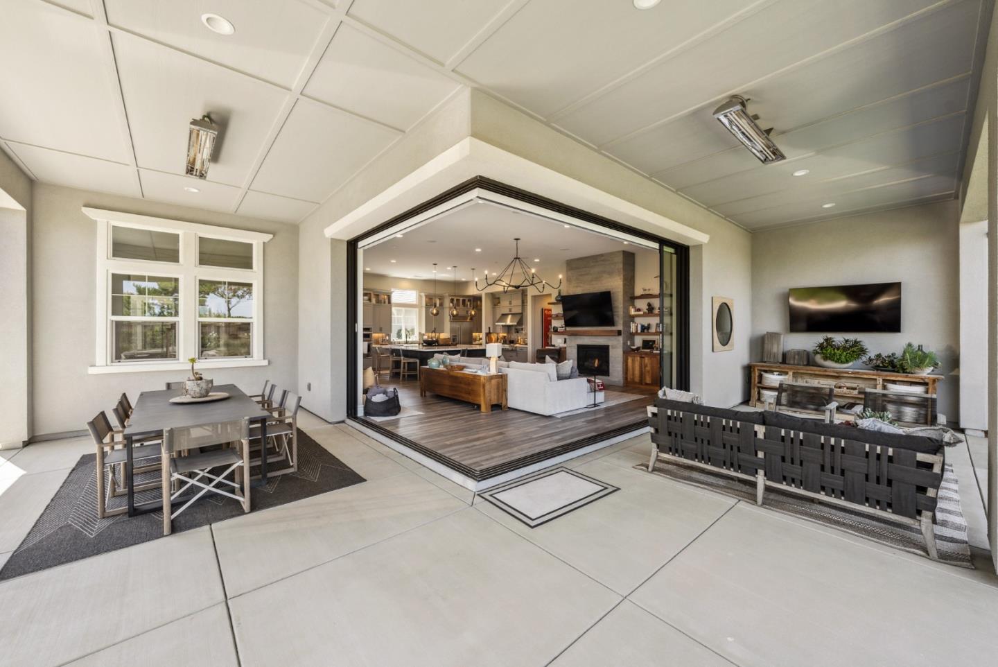 Detail Gallery Image 61 of 77 For 3007 Bluffs Dr, Marina,  CA 93933 - 5 Beds | 3/1 Baths