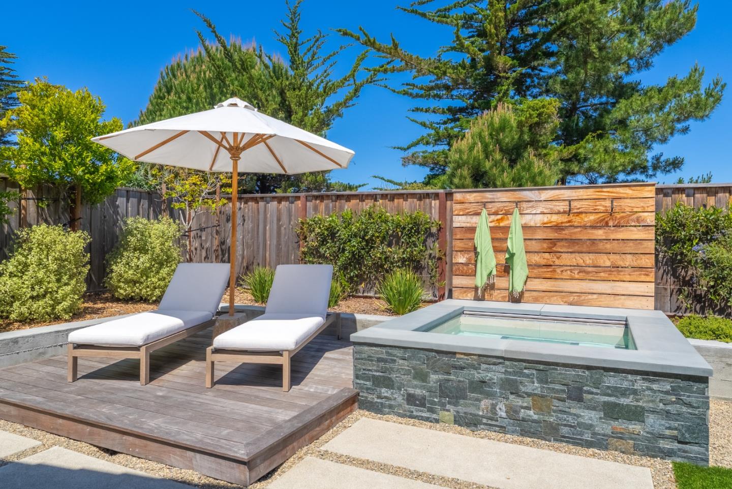 Detail Gallery Image 69 of 77 For 3007 Bluffs Dr, Marina,  CA 93933 - 5 Beds | 3/1 Baths