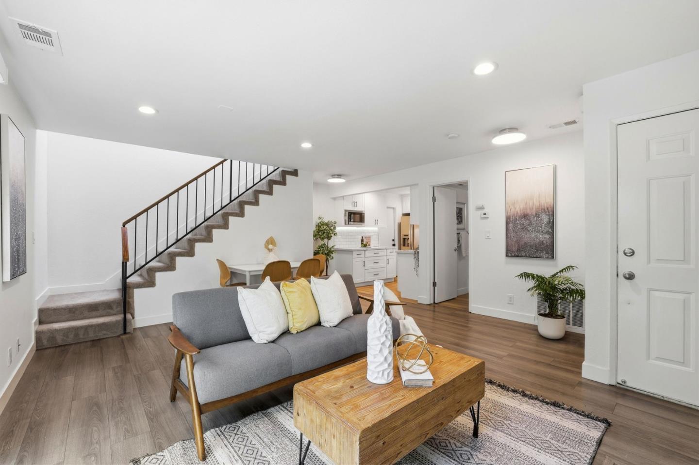 Photo #16: ML82038737 Listing: Photo #16