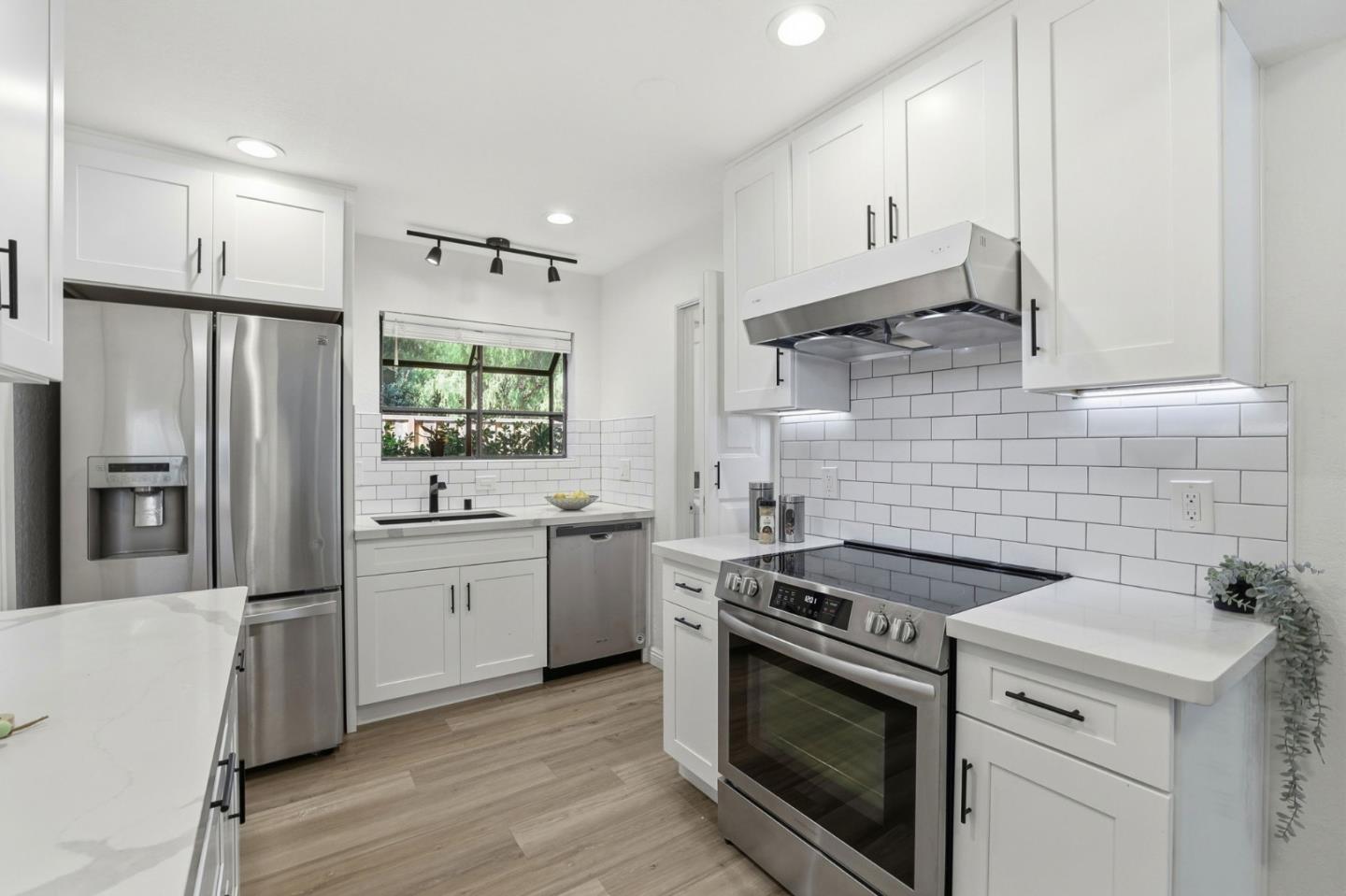 Photo #17: ML82038737 Listing: Photo #17