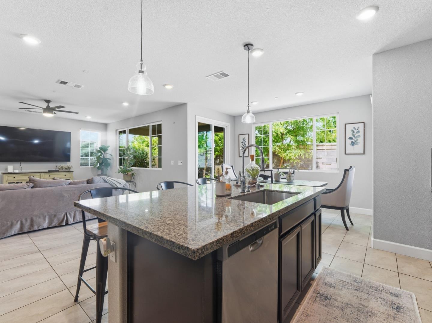 Detail Gallery Image 29 of 37 For 1344 S Cow Ct, Mountain House,  CA 95391 - 4 Beds | 3 Baths