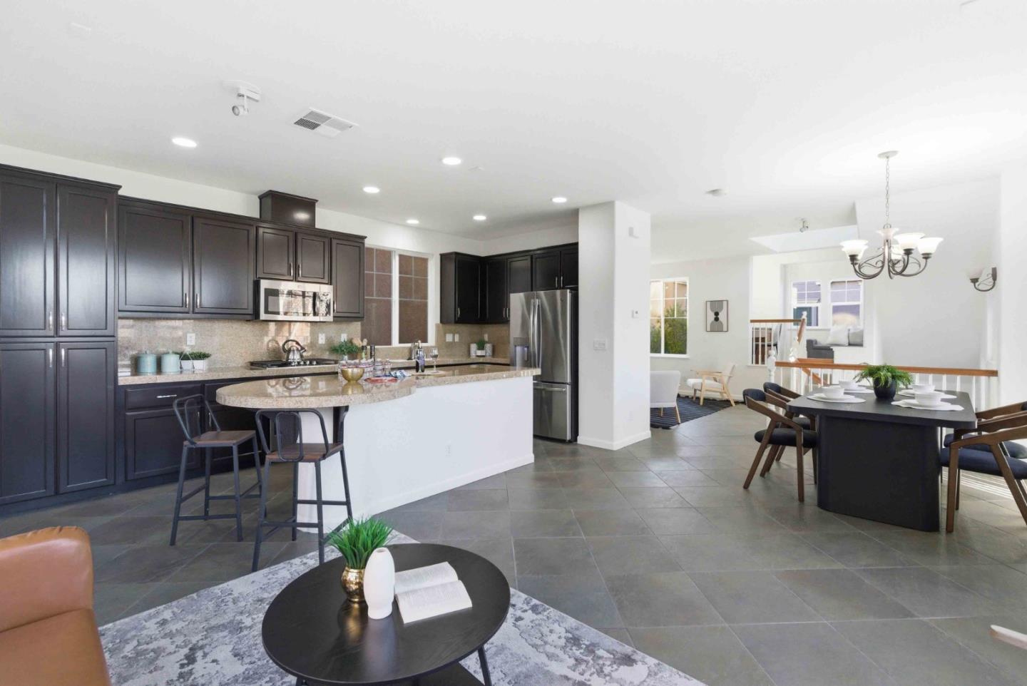 Detail Gallery Image 2 of 40 For 4325 Watson Cir, Santa Clara,  CA 95054 - 3 Beds | 3 Baths