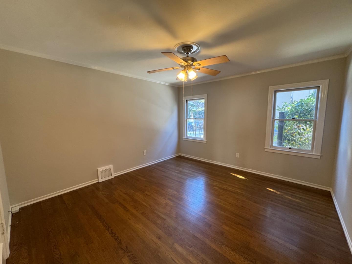 Detail Gallery Image 11 of 23 For 1128 Clark Way, San Jose,  CA 95125 - 3 Beds | 2 Baths