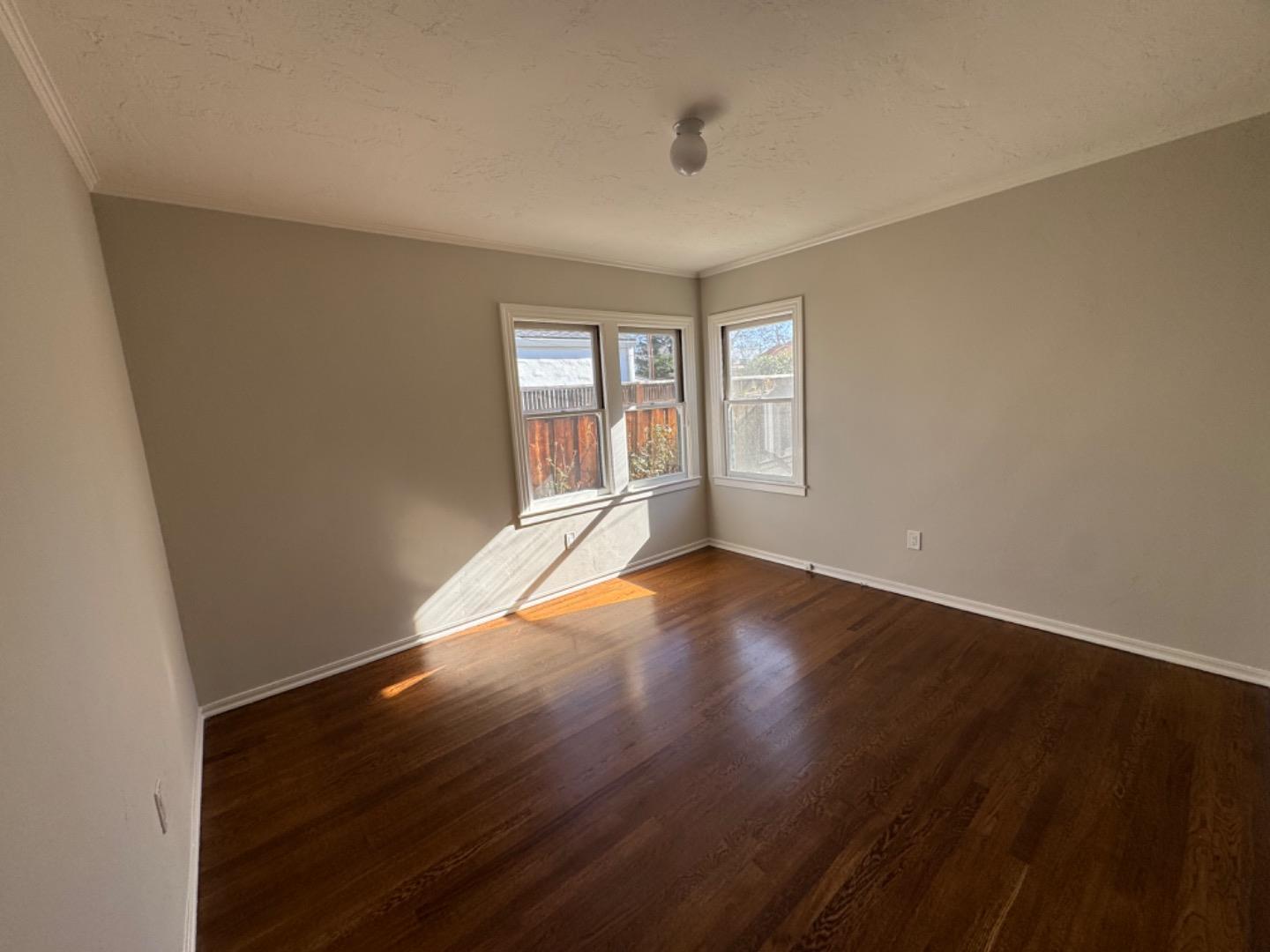 Detail Gallery Image 13 of 23 For 1128 Clark Way, San Jose,  CA 95125 - 3 Beds | 2 Baths