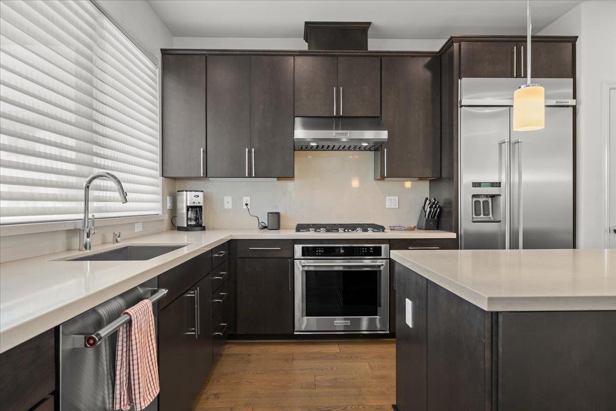 Detail Gallery Image 12 of 42 For 319 Adeline Ave, San Jose,  CA 95136 - 4 Beds | 3/1 Baths