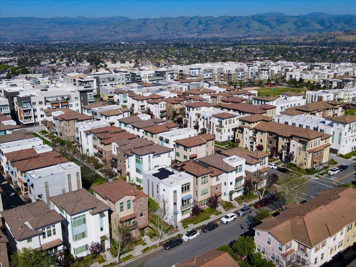 Detail Gallery Image 35 of 42 For 319 Adeline Ave, San Jose,  CA 95136 - 4 Beds | 3/1 Baths