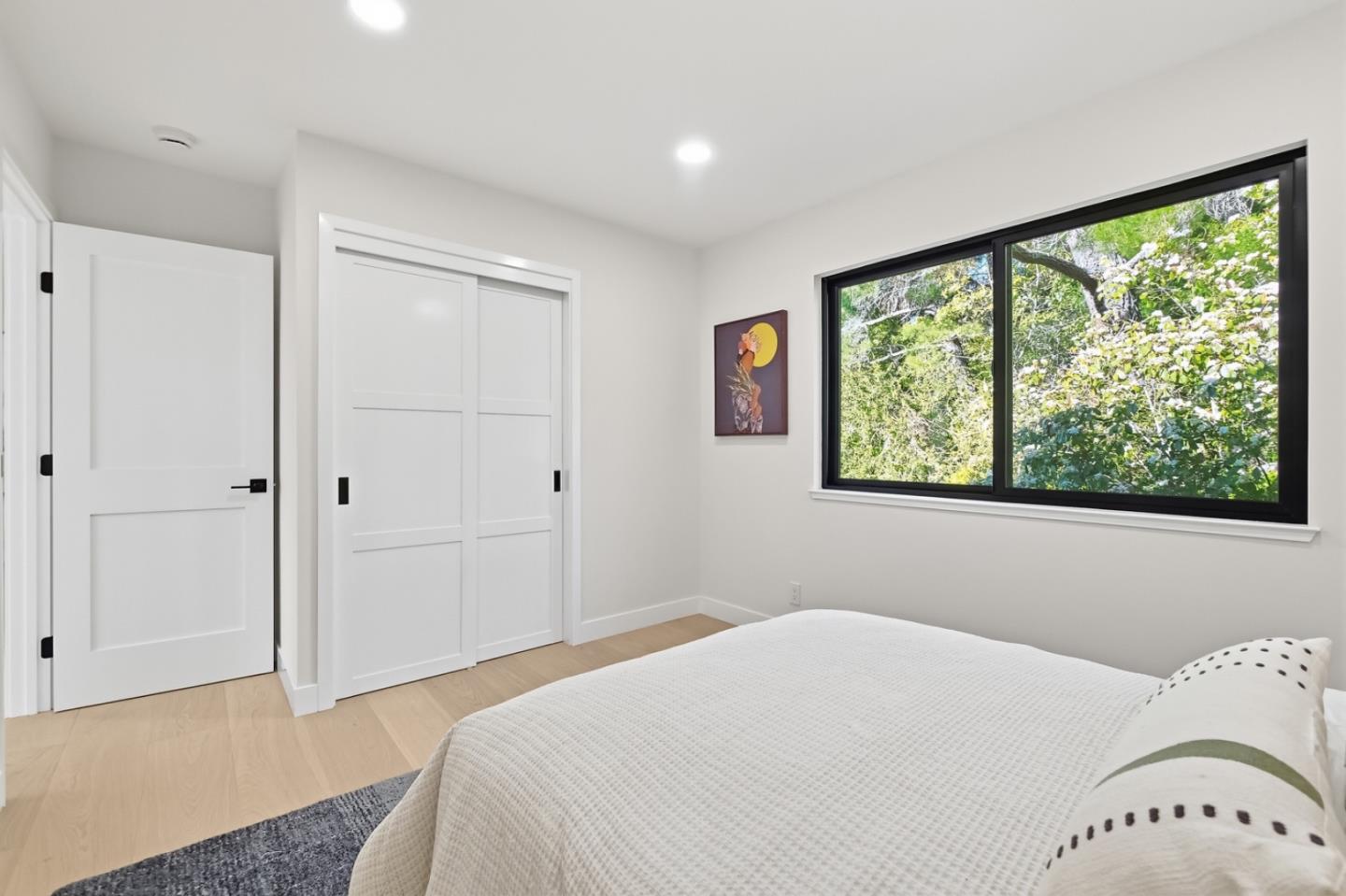 Detail Gallery Image 25 of 48 For 22 Dickens Ct, San Carlos,  CA 94070 - 4 Beds | 2/1 Baths