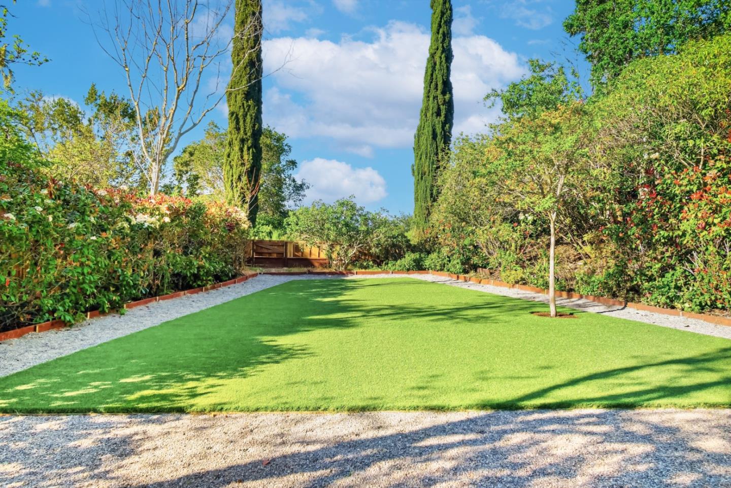 Detail Gallery Image 41 of 48 For 22 Dickens Ct, San Carlos,  CA 94070 - 4 Beds | 2/1 Baths