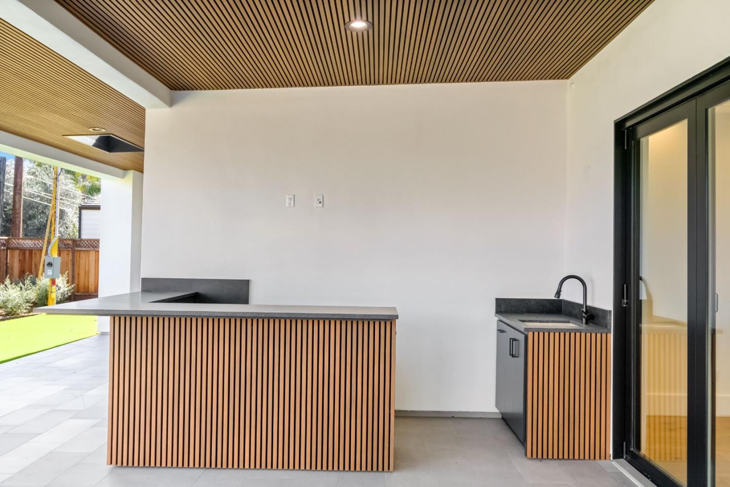 Detail Gallery Image 8 of 33 For 12536 Paseo Flores, Saratoga,  CA 95070 - 7 Beds | 5/1 Baths